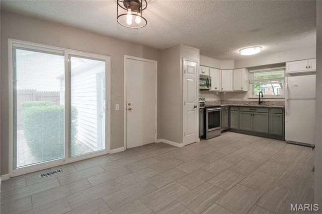 12137 Prestonpark Lane, Unincorporated, MO 63146