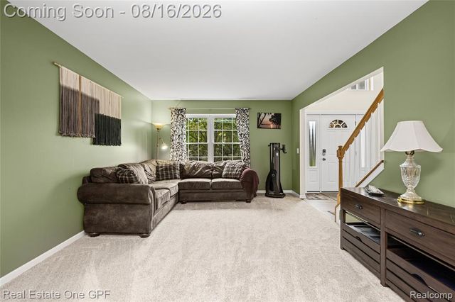 8922 Redstone Drive, Pinckney, MI 48169