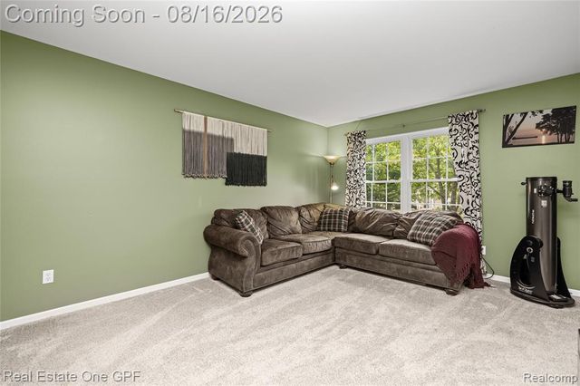 8922 Redstone Drive, Pinckney, MI 48169