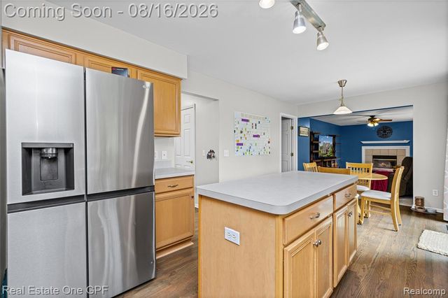 8922 Redstone Drive, Pinckney, MI 48169