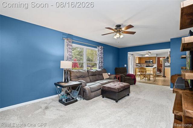 8922 Redstone Drive, Pinckney, MI 48169