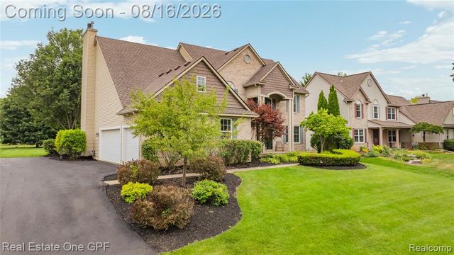 8922 Redstone Drive, Pinckney, MI 48169