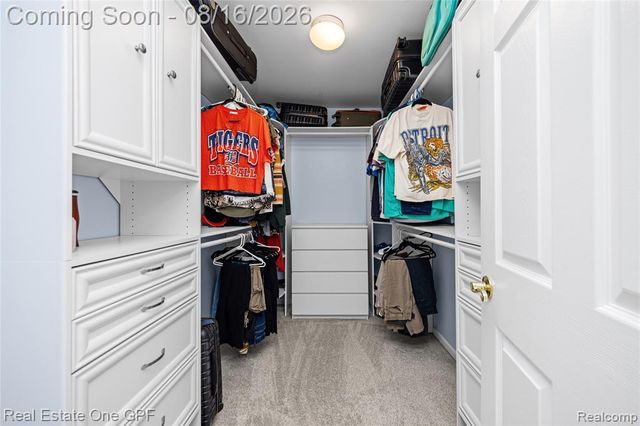 8922 Redstone Drive, Pinckney, MI 48169