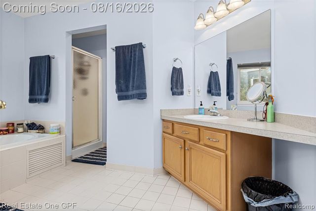 8922 Redstone Drive, Pinckney, MI 48169