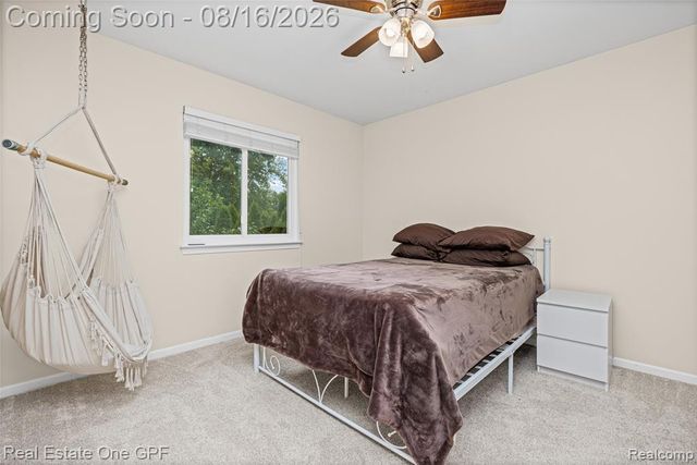 8922 Redstone Drive, Pinckney, MI 48169