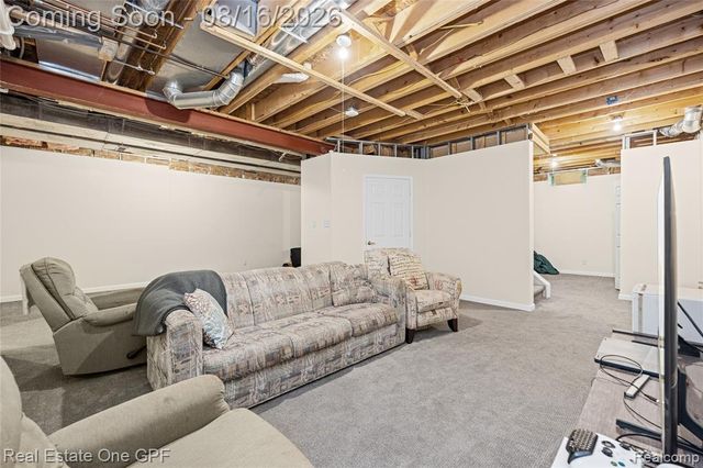 8922 Redstone Drive, Pinckney, MI 48169