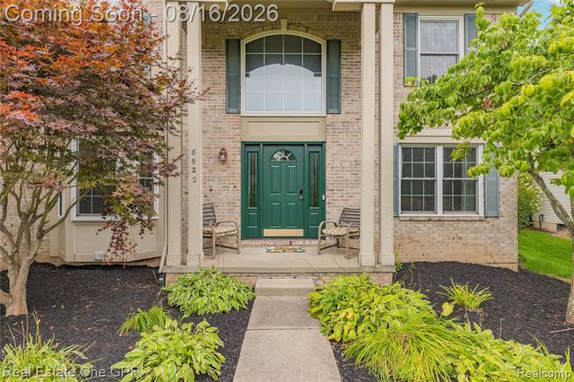 8922 Redstone Drive, Pinckney, MI 48169