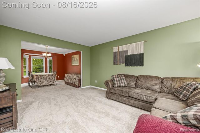 8922 Redstone Drive, Pinckney, MI 48169
