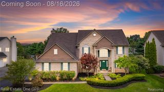 8922 Redstone Drive, Pinckney, MI 48169