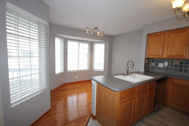 3162 Cambria Court, Aurora, IL 60503