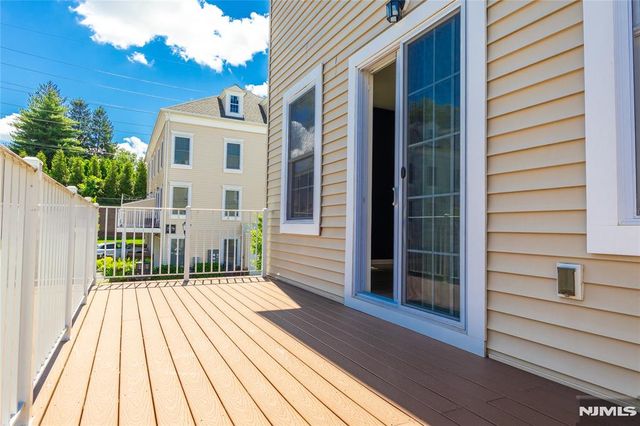 165 Roosevelt Drive, Wood Ridge, NJ 07075