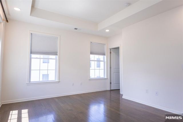 165 Roosevelt Drive, Wood Ridge, NJ 07075