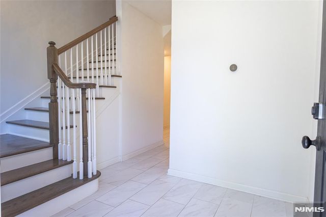 165 Roosevelt Drive, Wood Ridge, NJ 07075