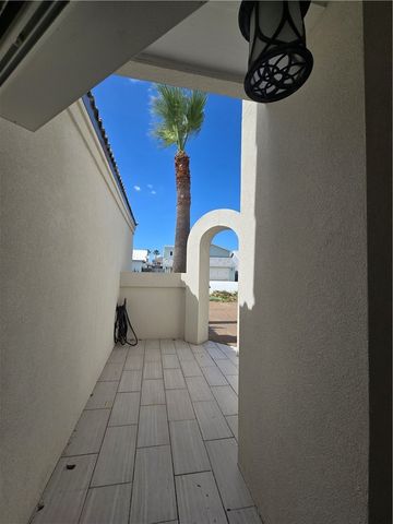 13921 Dasmarinas Dr, Corpus Christi, TX 78418