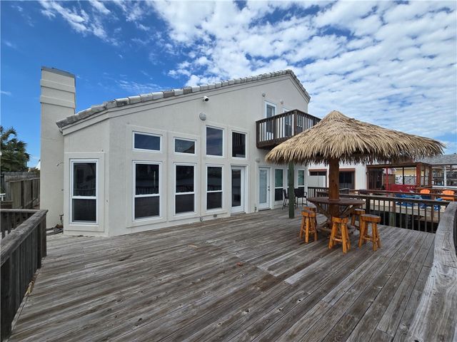 13921 Dasmarinas Dr, Corpus Christi, TX 78418