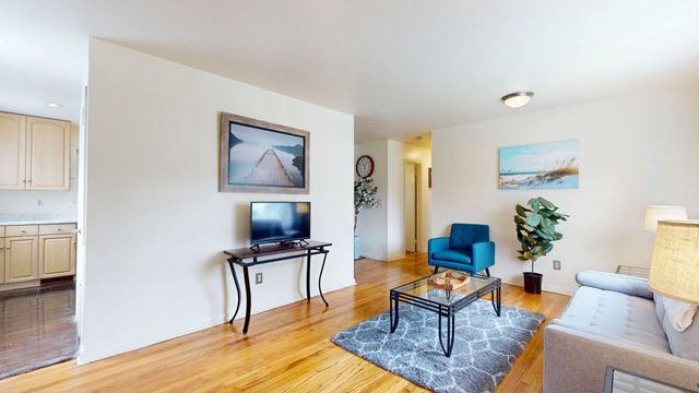 56 Curtis Avenue, Burlington, VT 05401