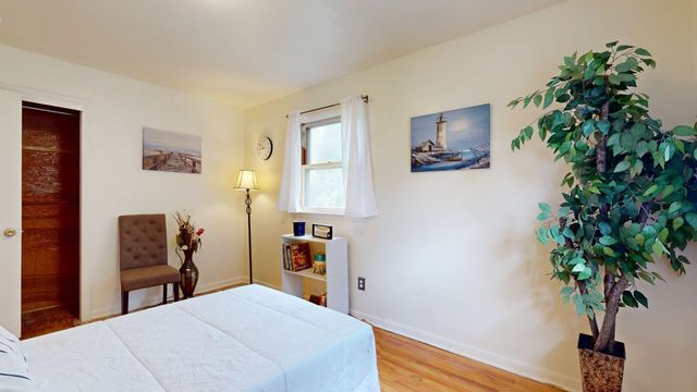 56 Curtis Avenue, Burlington, VT 05401