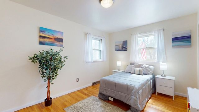 56 Curtis Avenue, Burlington, VT 05401