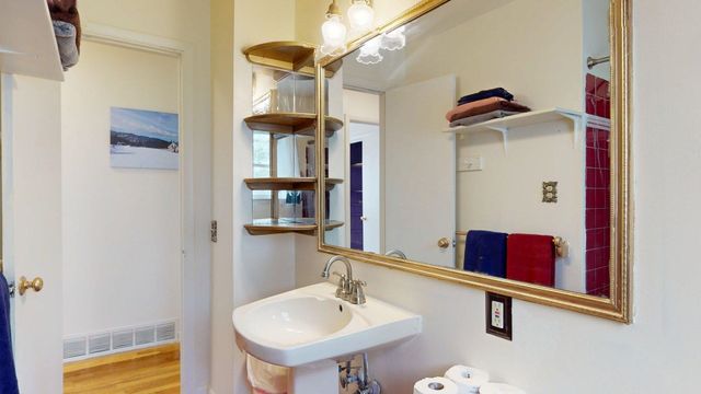 56 Curtis Avenue, Burlington, VT 05401