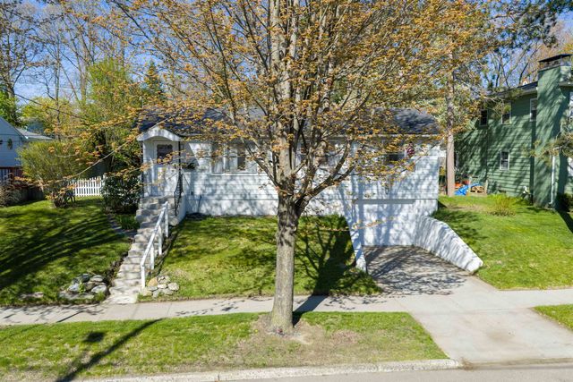 56 Curtis Avenue, Burlington, VT 05401