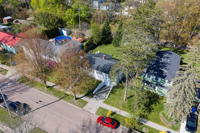 56 Curtis Avenue, Burlington, VT 05401
