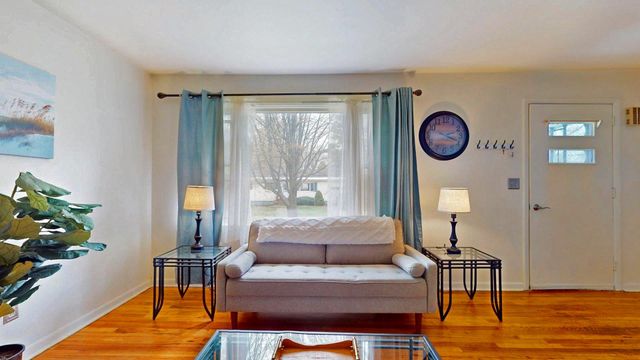 56 Curtis Avenue, Burlington, VT 05401