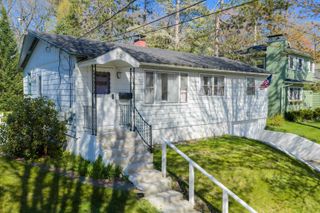 56 Curtis Avenue, Burlington, VT 05401