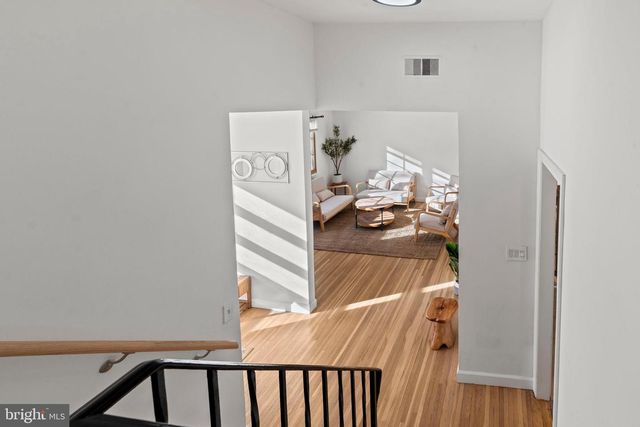 209 FRONT ST, Mt Holly, NJ 08060