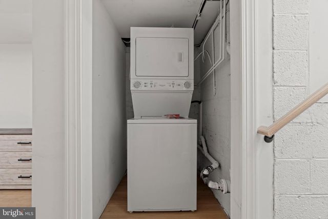 209 FRONT ST, Mt Holly, NJ 08060