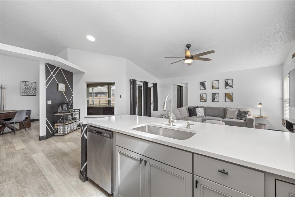 Image 26 of property listing at 9331 PONTIAC DRIVE, Tampa, FL 33626