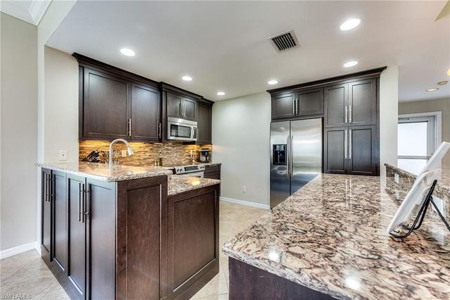 8201 Grand Palm DR # 4, Estero, FL 33967