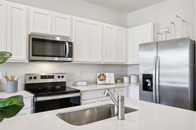 2529 OLYMPIC COURT, Davenport, FL 33837