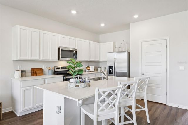 2529 OLYMPIC COURT, Davenport, FL 33837