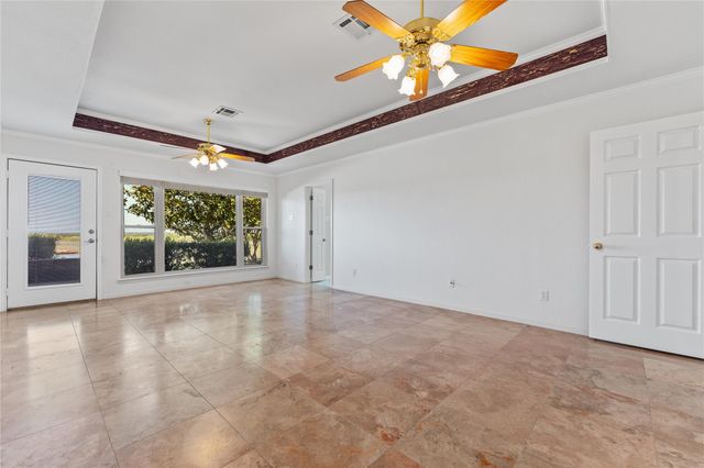 584 S Hanath Kuehl RD, Riesel, TX 76682