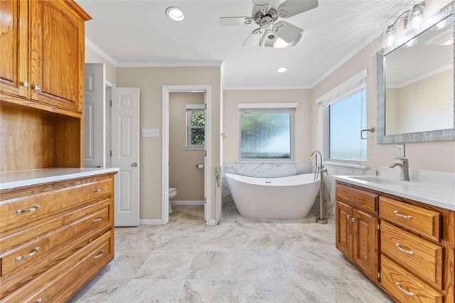 584 S Hanath Kuehl RD, Riesel, TX 76682