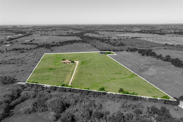 584 S Hanath Kuehl RD, Riesel, TX 76682