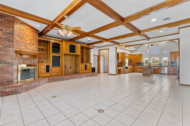 584 S Hanath Kuehl RD, Riesel, TX 76682