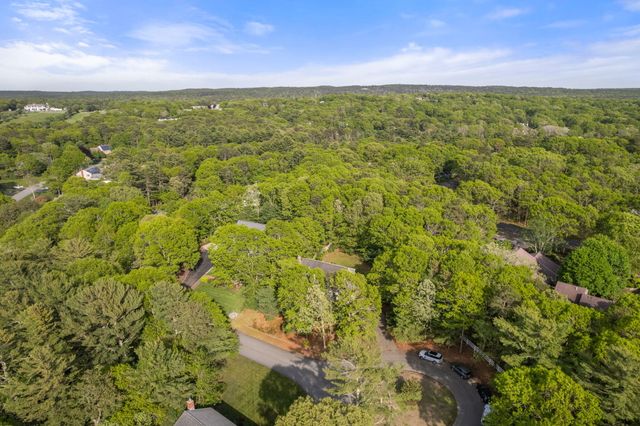 8 Friendship Lane, Buzzards Bay, MA 02532