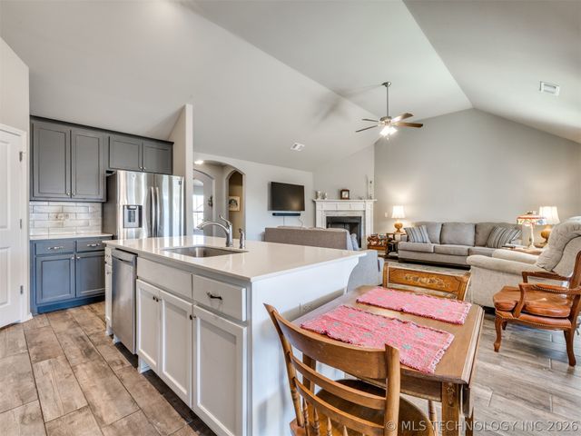 10101 S 232nd East Avenue, Broken Arrow, OK 74014