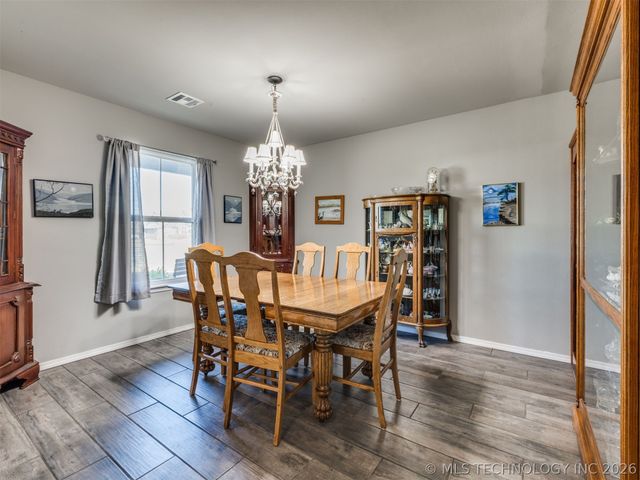 10101 S 232nd East Avenue, Broken Arrow, OK 74014