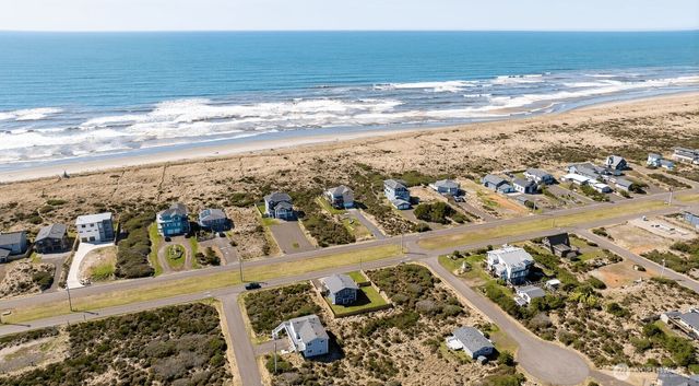 1171 Ocean Shores Boulevard SW, Ocean Shores, WA 98569