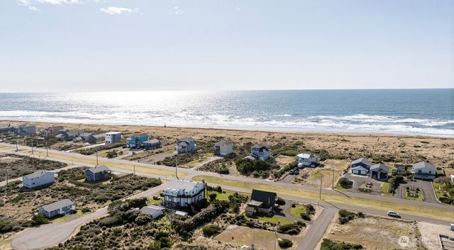 1171 Ocean Shores Boulevard SW, Ocean Shores, WA 98569