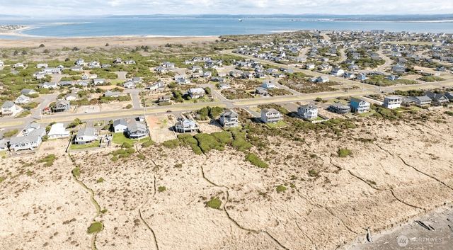 1171 Ocean Shores Boulevard SW, Ocean Shores, WA 98569