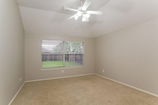 6619 Rockwall Trail Drive, Humble, TX 77346