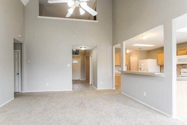 6619 Rockwall Trail Drive, Humble, TX 77346