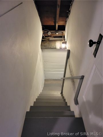 213 E FOURTH Street, Madison, IN 47250