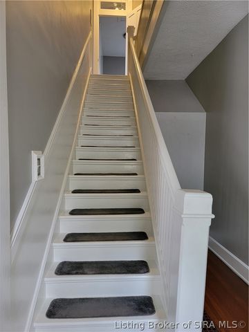 213 E FOURTH Street, Madison, IN 47250