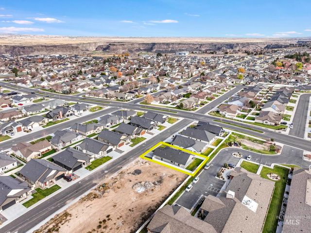 527 Falling Leaf Lane, Twin Falls, ID 83301