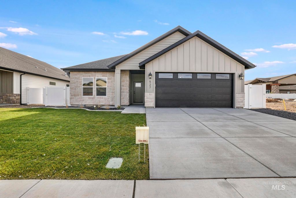 527 Falling Leaf Lane, Twin Falls, ID 83301