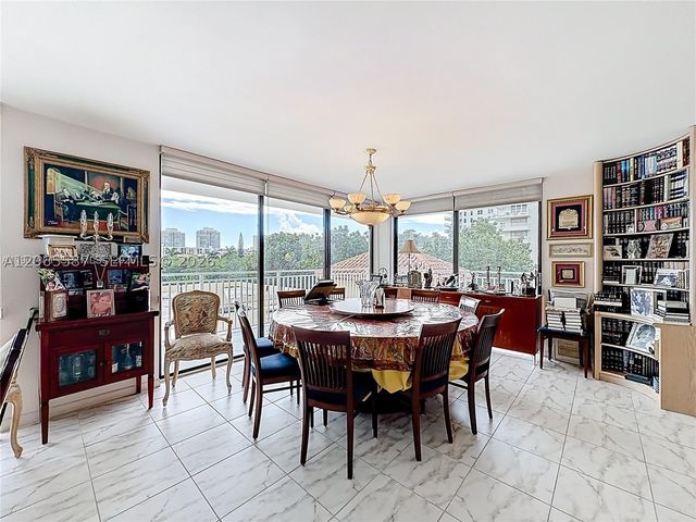 210 174th St 409, Sunny Isles Beach, FL 33160